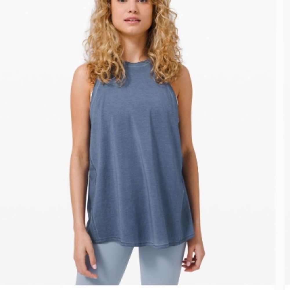 Lululemon athletic all tied up tank washed ink blue size 8